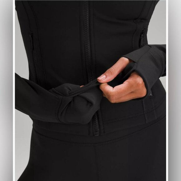🆕Lululemon🍋 Define Cropped Jacket Nulu Black Sz 4 - Picture 6 of 12